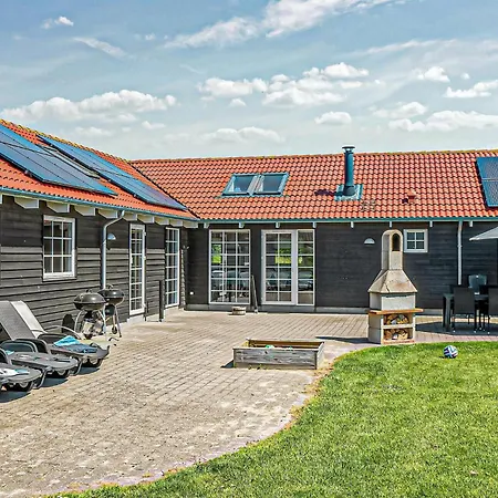 Front In Idestrup With Sauna Ferienhaus Bøtø By